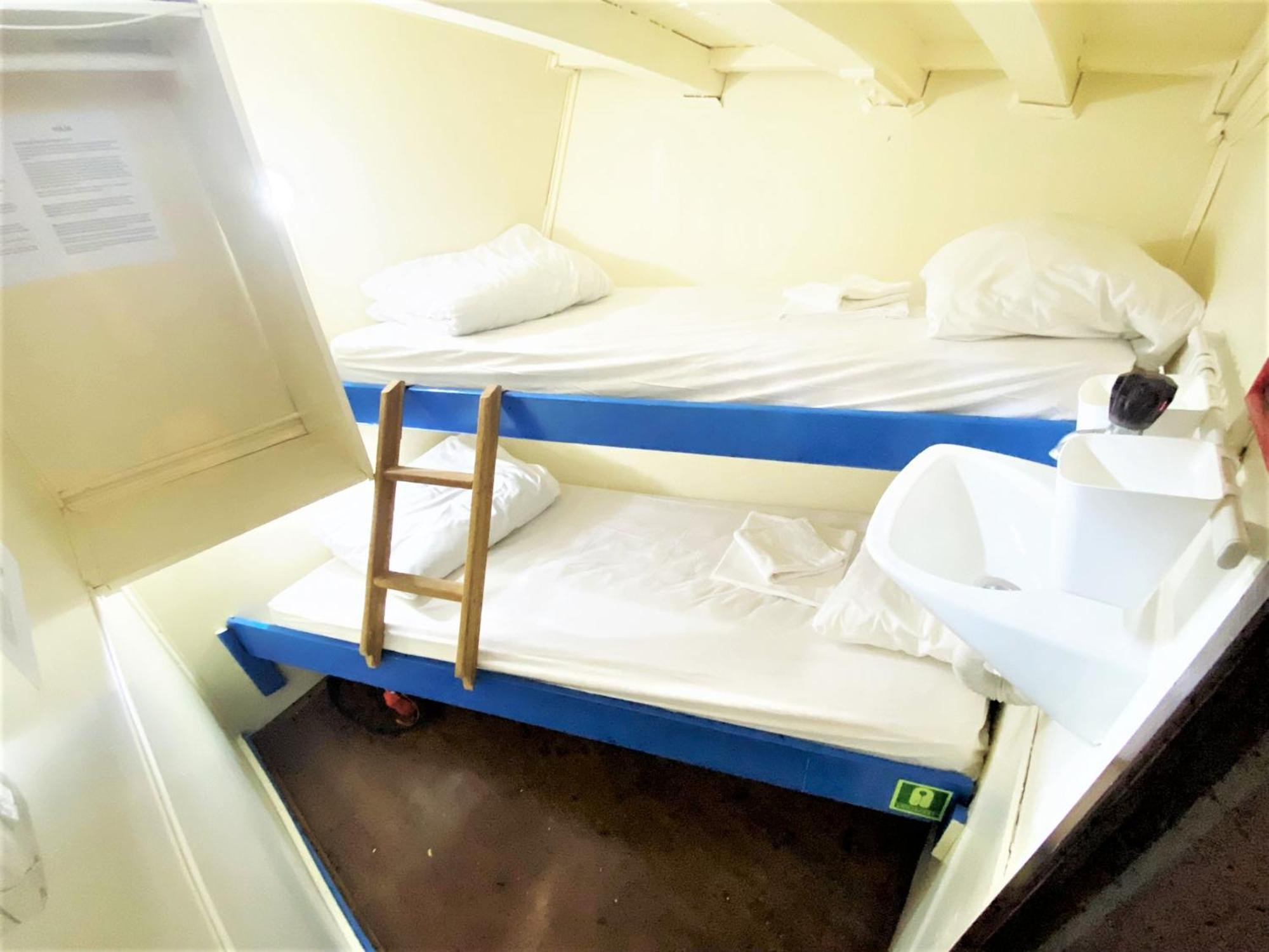 Rhythm Floating Hostel Split Exterior foto
