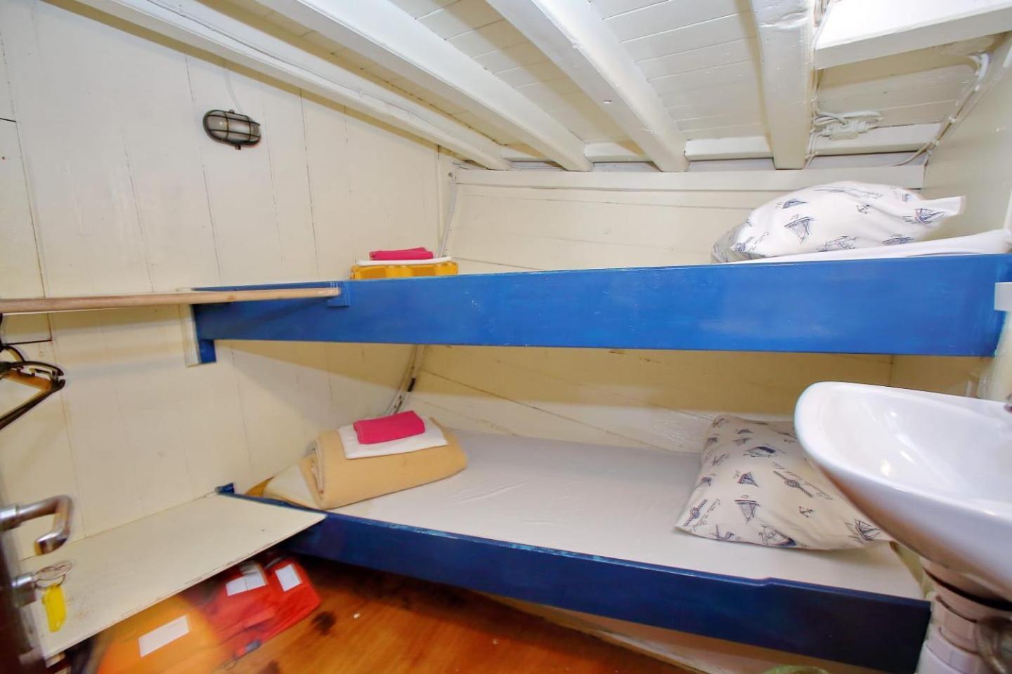 Rhythm Floating Hostel Split Exterior foto