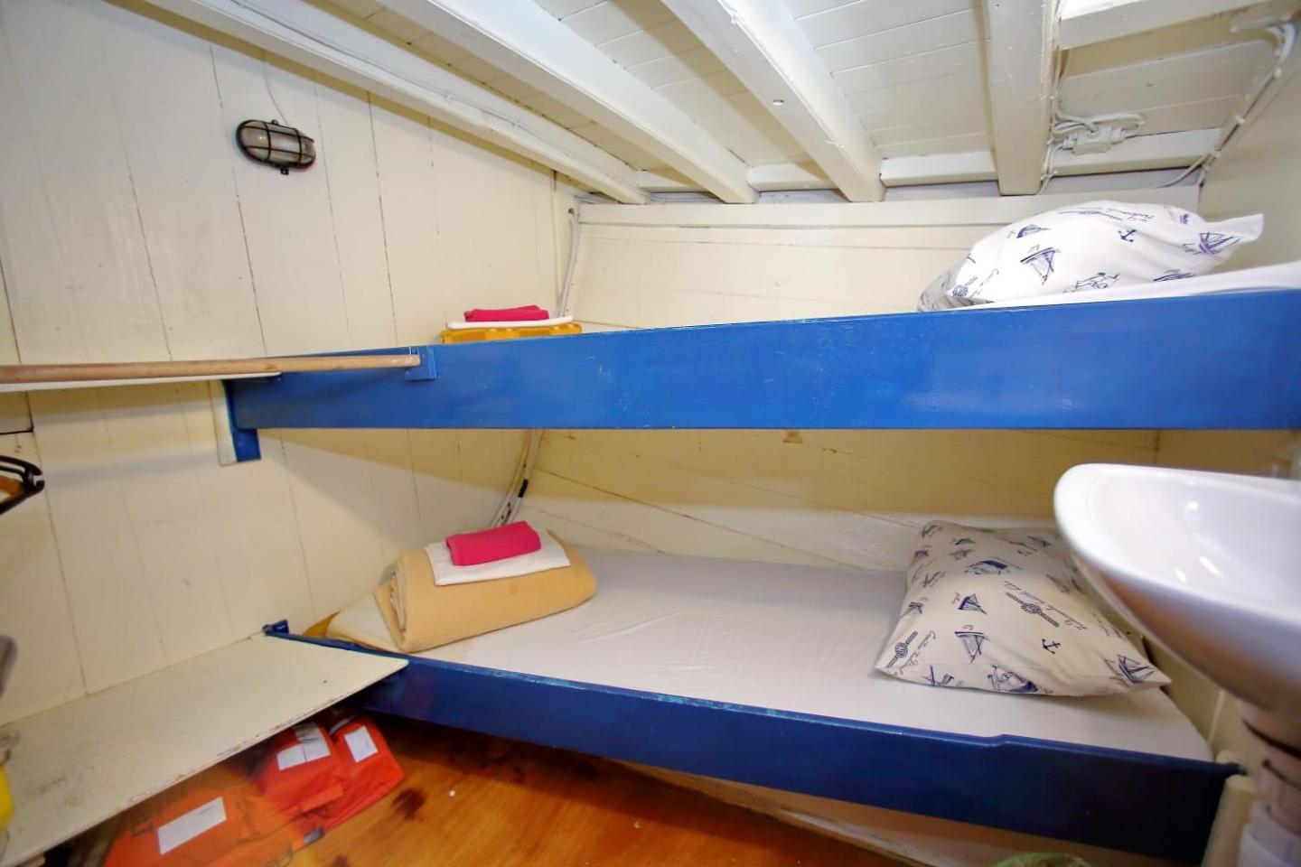 Rhythm Floating Hostel Split Exterior foto
