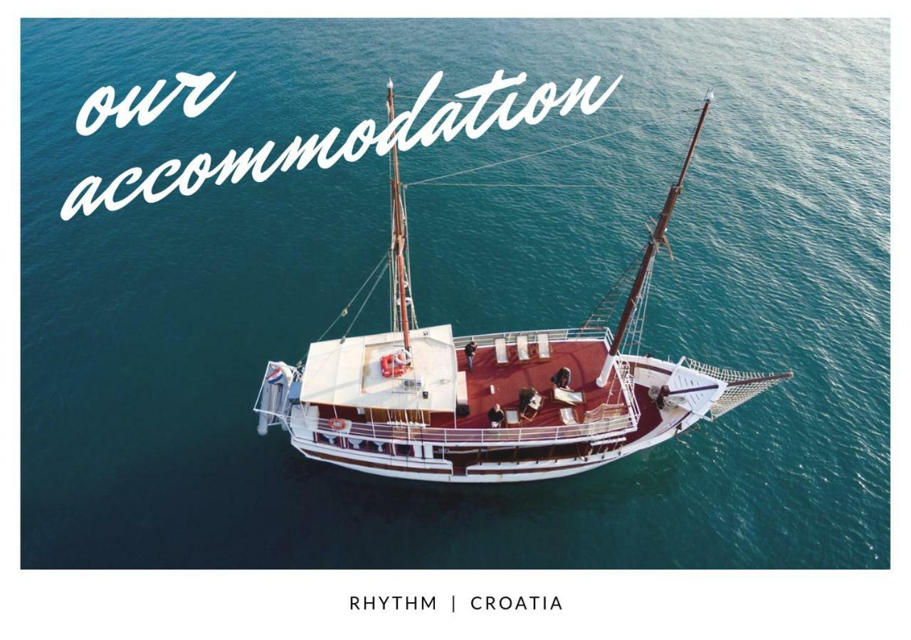 Rhythm Floating Hostel Split Exterior foto